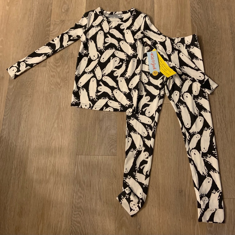 Cat & Jack Girl's Size 6 Black & White Ghost Halloween Pajama Set